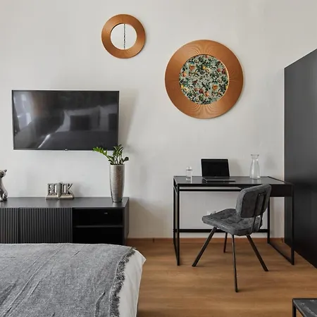 Appartement Prague Days - Sunlit 1Bdr Apartments W Smart Tv In New Town Prague
