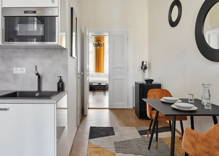 Days - Sunlit 1bdr W Netflix In New Town Apartament *