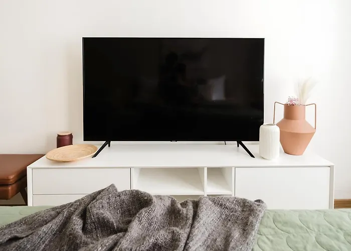 Apartament Days - Sunlit 1bdr W Netflix In New Town Praga