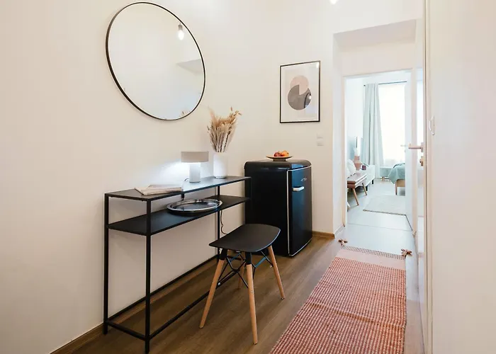 Apartament Days - Sunlit 1bdr W Netflix In New Town *