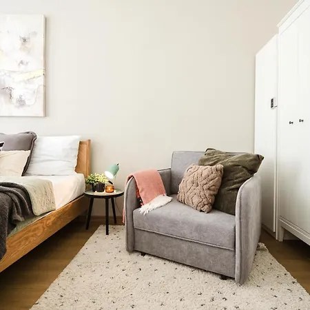 Days - Sunlit 1bdr W Netflix In New Town * 布拉格