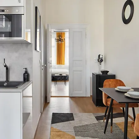 Days - Sunlit 1bdr W Netflix In New Town Apartment *